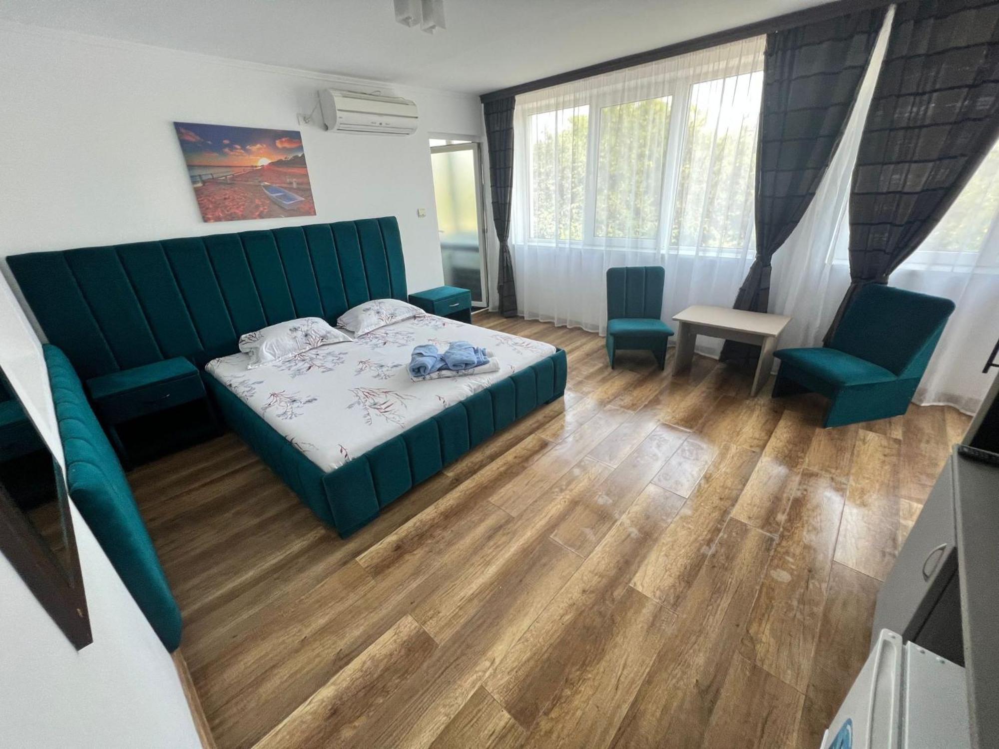 Cool Breeze - Mamaia Nord Hotel Năvodari Exterior foto